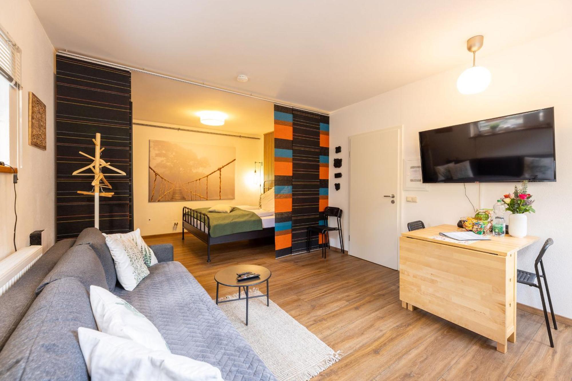 Ideal Fuer Kurze Aufenthalte - Gemuetliches 1-Zimmer-Apartment Adelsdorf Kültér fotó